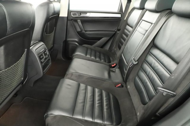 Volkswagen Touareg  3.0 TDI R-Line