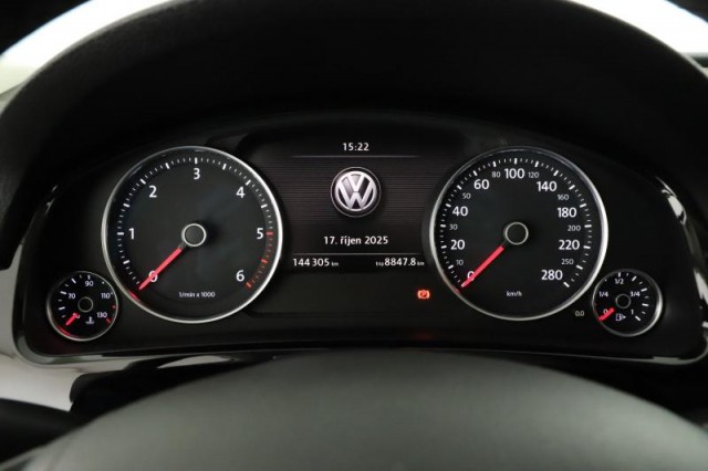Volkswagen Touareg  3.0 TDI R-Line