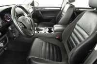 Volkswagen Touareg  3.0 TDI R-Line