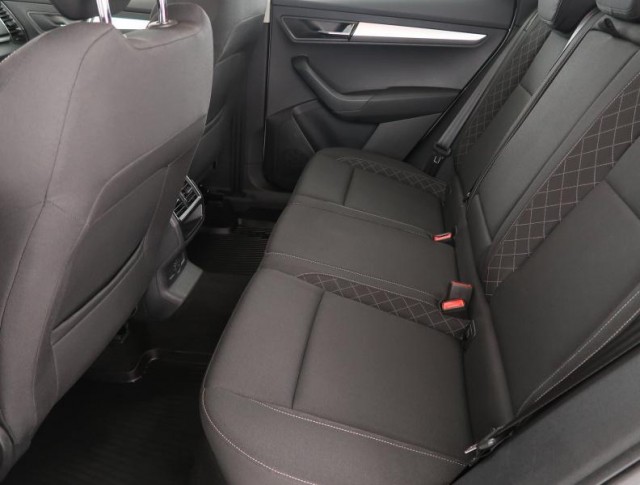 Škoda Karoq  1.5 TSI Ambition