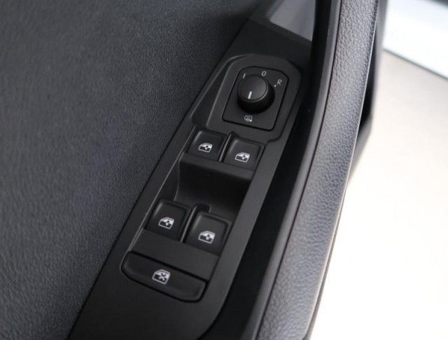 Škoda Karoq  1.5 TSI Ambition