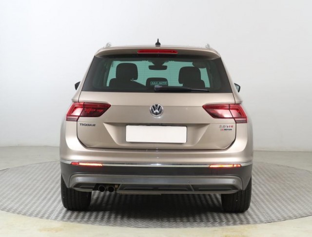 Volkswagen Tiguan  2.0 TDI 