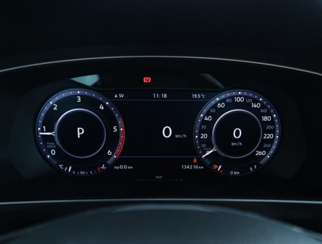 Volkswagen Tiguan  2.0 TDI 