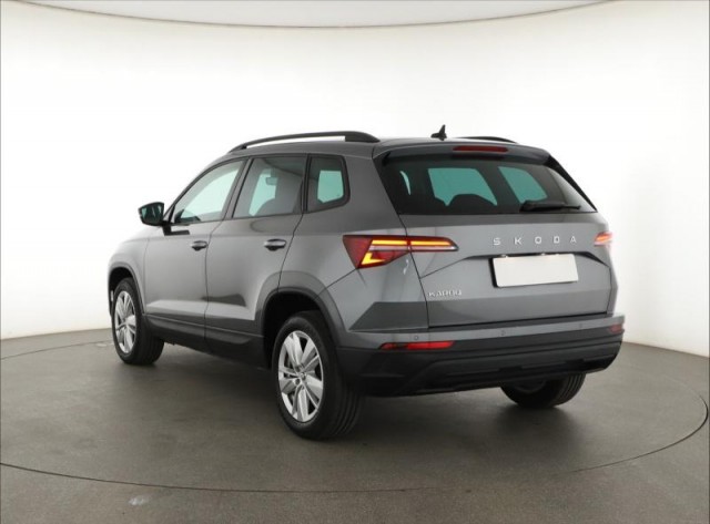 Škoda Karoq  1.5 TSI Fresh