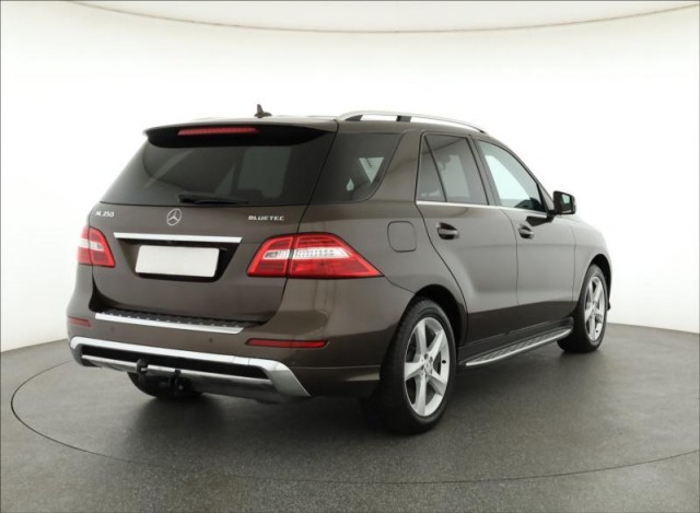 Mercedes-Benz ML  ML 350 BlueTEC 