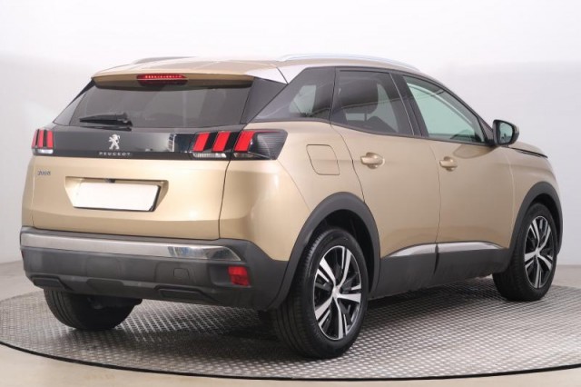 Peugeot 3008  1.2 PureTech 