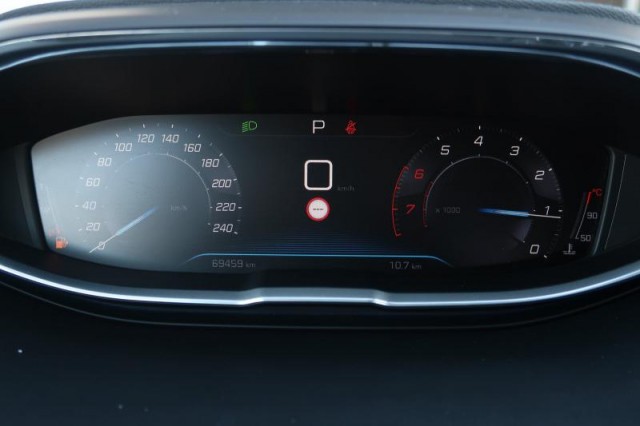 Peugeot 3008  1.2 PureTech 