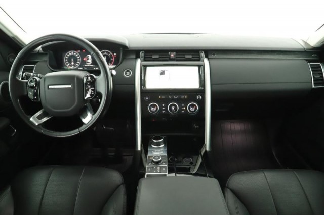 Land Rover Discovery  SDV6 