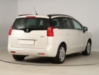 Peugeot 5008  1.6 HDi 