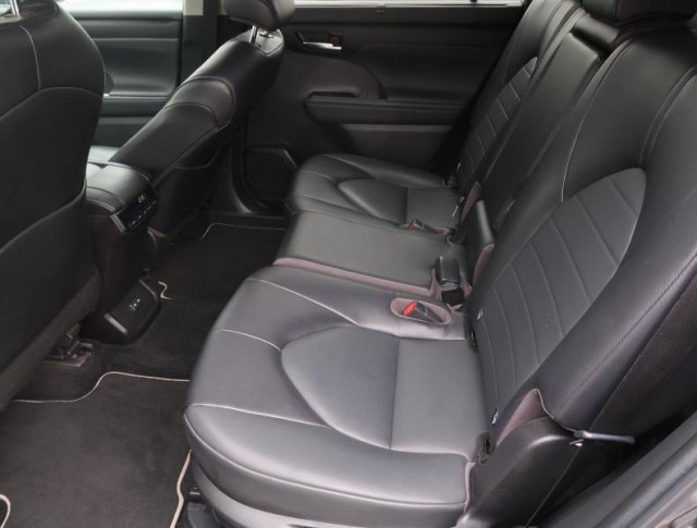 Toyota Highlander  2.5 Hybrid 