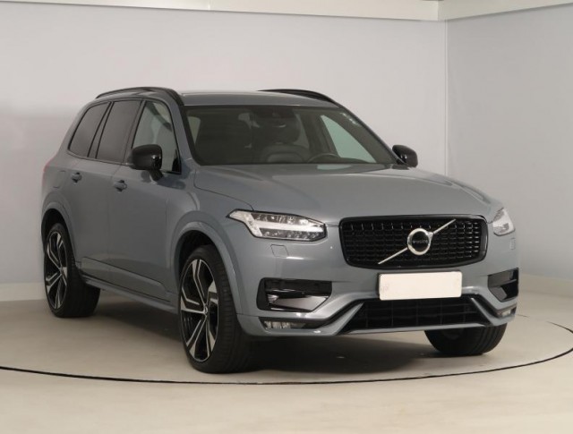 Volvo XC90  B5 AWD R-Design