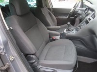 Peugeot 5008  1.6 HDi 