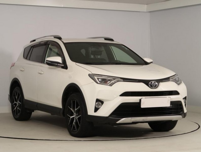 Toyota RAV 4  2.0 VVT-i 