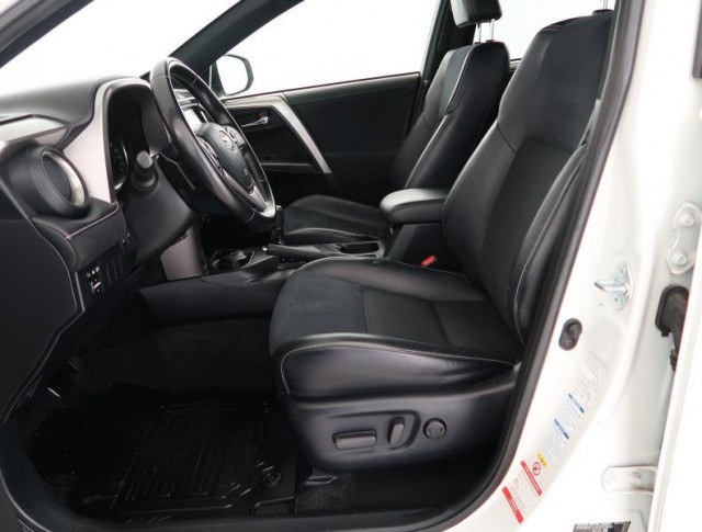 Toyota RAV 4  2.0 VVT-i 