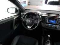 Toyota RAV 4  2.0 VVT-i 
