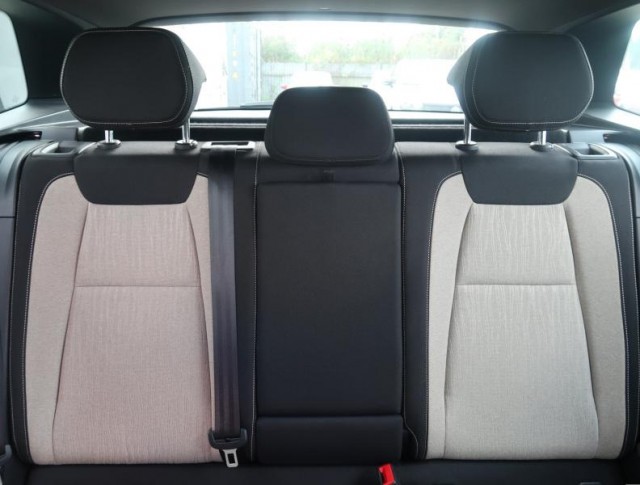 Škoda Karoq  1.5 TSI Style