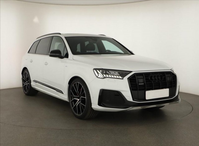 Audi Q7  50 TDI S-Line