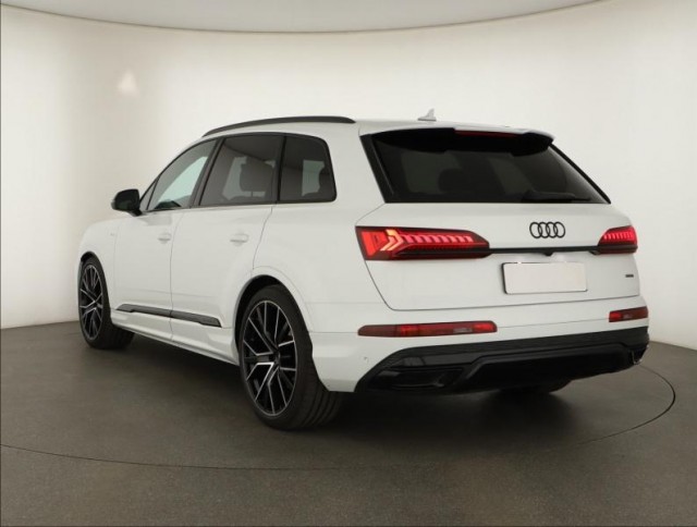 Audi Q7  50 TDI S-Line
