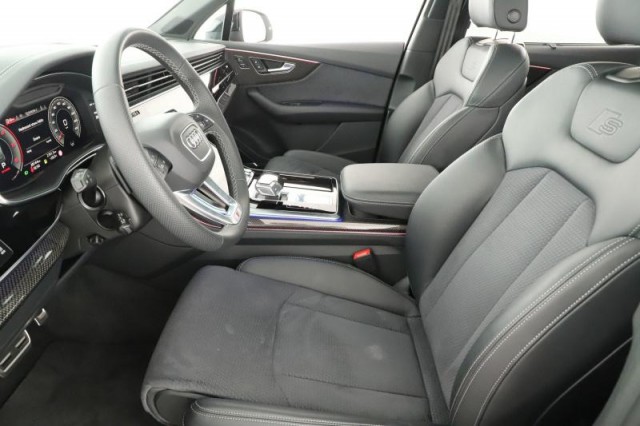 Audi Q7  50 TDI S-Line