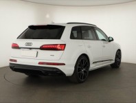 Audi Q7  50 TDI S-Line