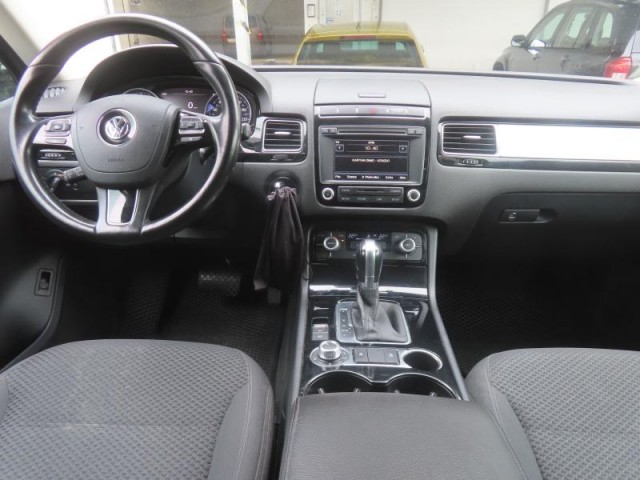 Volkswagen Touareg  3.0 TDI Carat