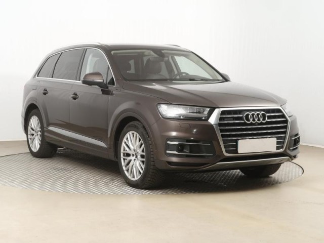 Audi Q7  3.0 TDI 