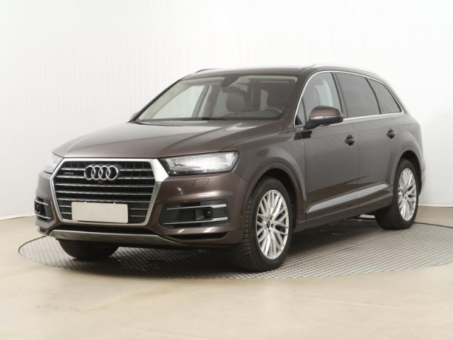 Audi Q7  3.0 TDI 