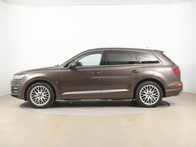 Audi Q7  3.0 TDI 