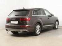 Audi Q7  3.0 TDI 