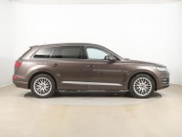 Audi Q7  3.0 TDI 