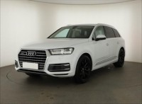 Audi Q7  3.0 TDI 