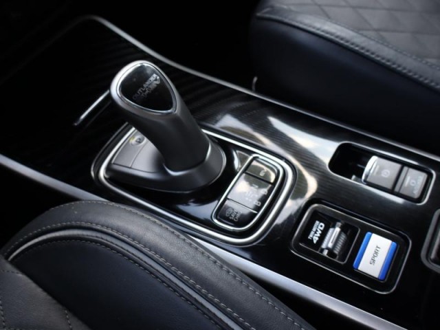 Mitsubishi Outlander  2.4 PHEV 