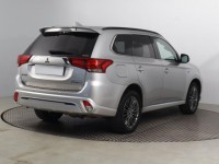 Mitsubishi Outlander  2.4 PHEV 