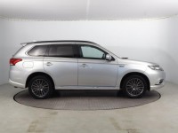 Mitsubishi Outlander  2.4 PHEV 