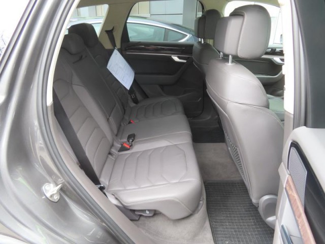 Volkswagen Touareg  3.0 V6 TSI 