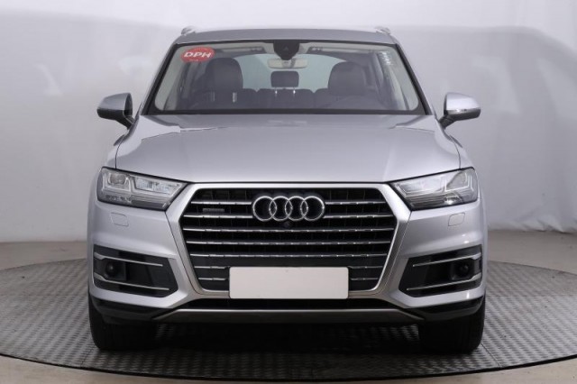 Audi Q7  3.0 TDI 
