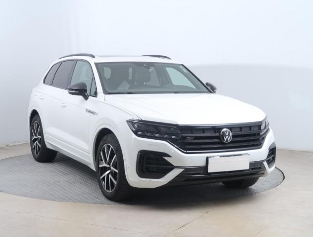 Volkswagen Touareg  3.0 TDI R-Line