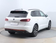 Volkswagen Touareg  3.0 TDI R-Line