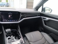 Volkswagen Touareg  3.0 TDI R-Line