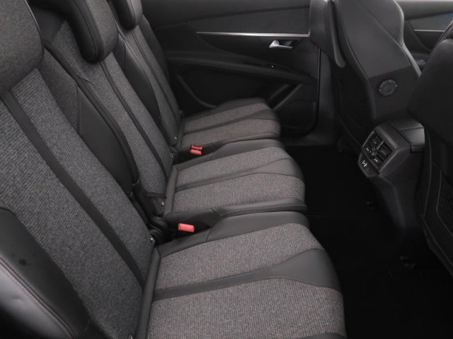 Peugeot 5008  PureTech 130 Allure