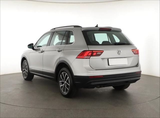 Volkswagen Tiguan  2.0 TDI 