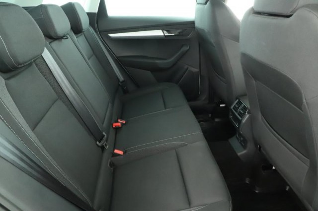 Škoda Karoq  1.5 TSI Fresh