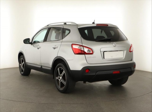Nissan Qashqai  2.0 
