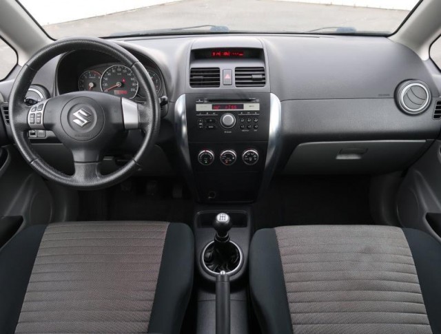 Suzuki SX4  1.6 VVT 