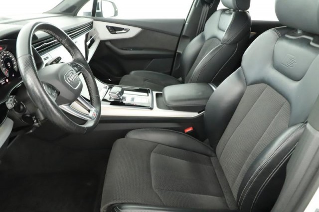 Audi Q7  50 TDI S-Line