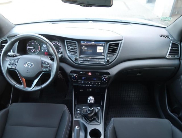 Hyundai Tucson  1.7 CRDi 