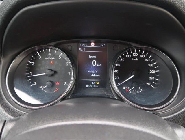 Nissan Qashqai  1.2 DIG-T 