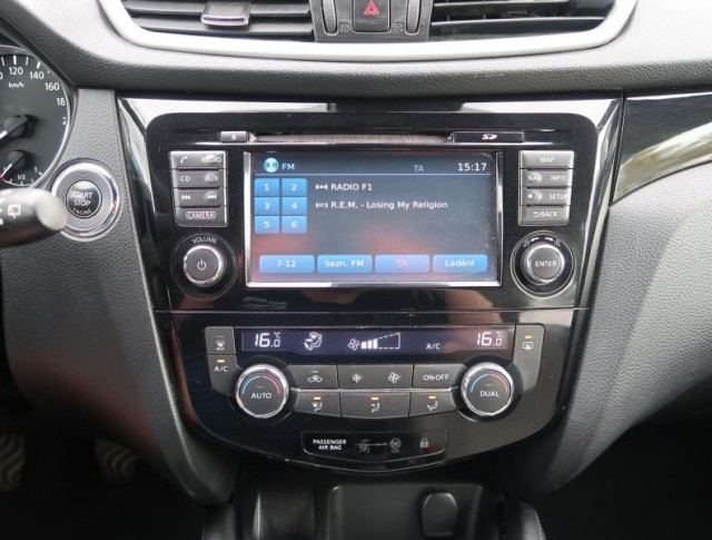 Nissan Qashqai  1.2 DIG-T 