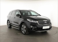 Kia Sorento  2.2 CRDi 