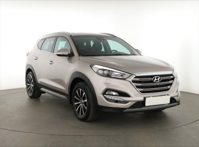Hyundai Tucson  2.0 CRDi 